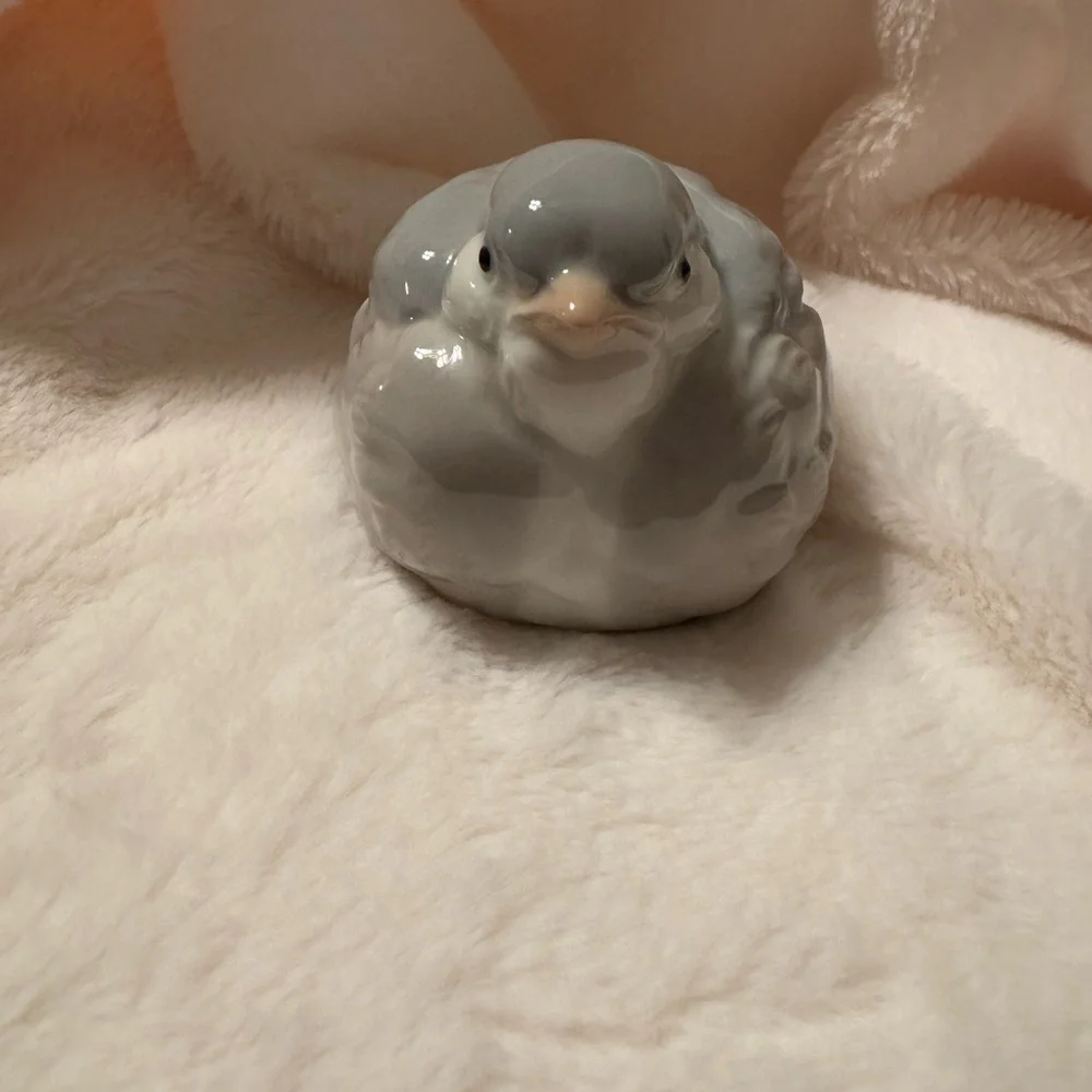 Vintage Otagiri Porcelain Baby Bird Figurine.